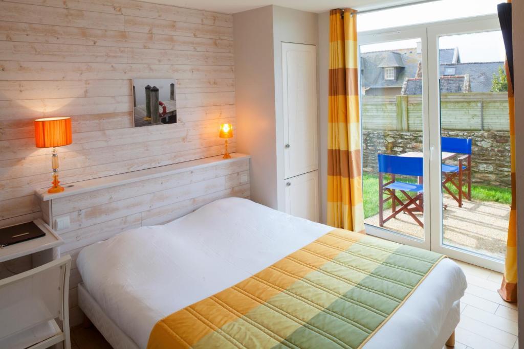 Logis Hotel Vent D'Iroise Plougonvelin Habitación foto